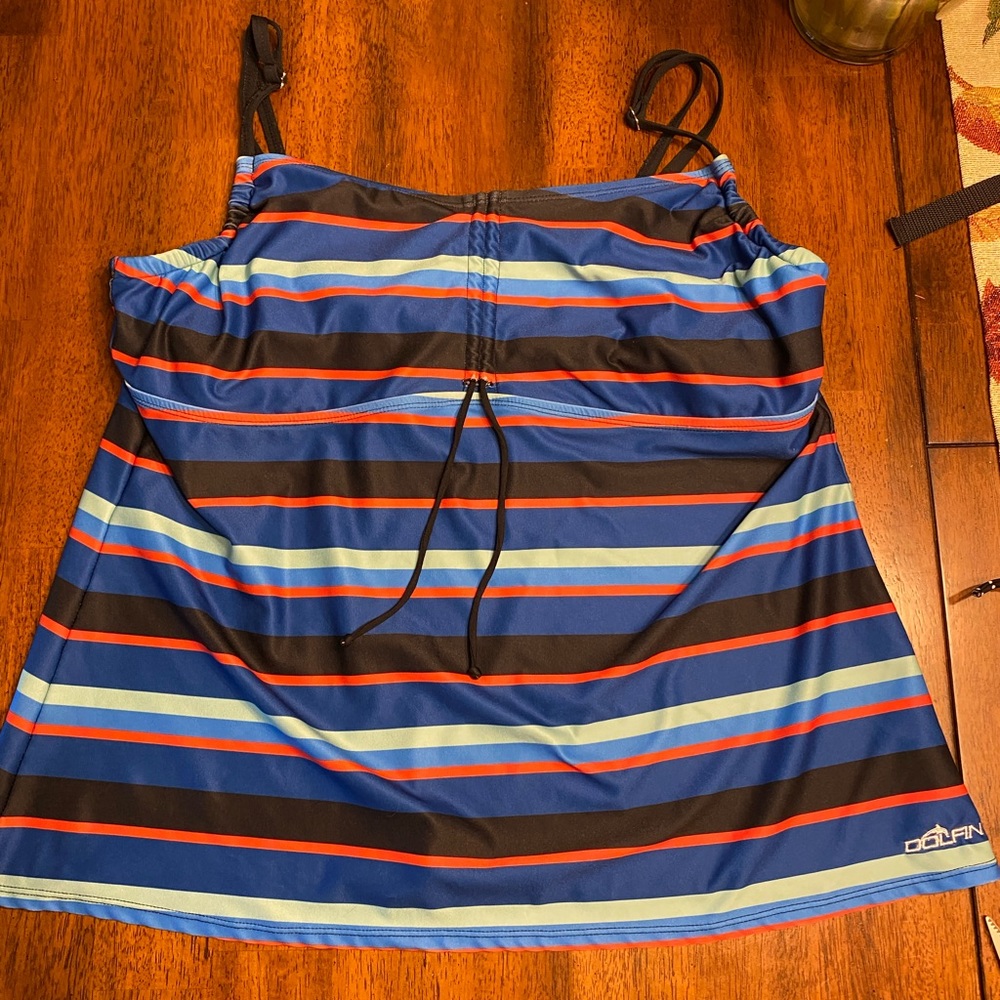 Dolphin swimsuit top. XXL
